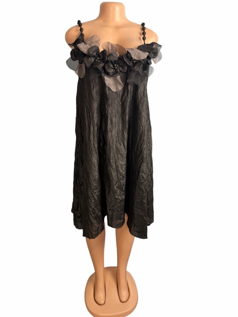 3/$30 ☀️ Anthropologie RYU Babydoll Shift Mini Dress with Floral 3D Appliqué - Picture 3 of 8